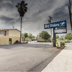 sky-riders-motel.bestsacramentohotels.com/